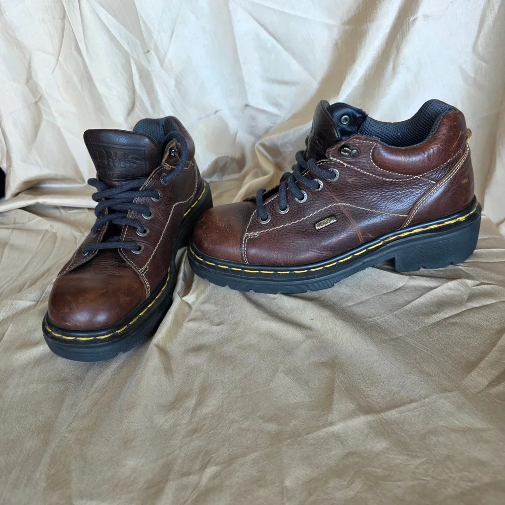 Dr. Martens 9373 Vintage Brown Leather LowAnkle Boots Mens Size 7 UK Chunky Sole